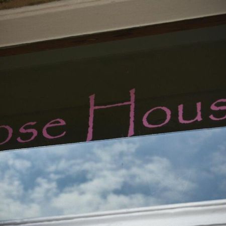 Rose House Villa Alnwick Bagian luar foto